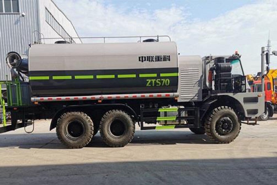 中聯重科ZTS70礦用灑水車