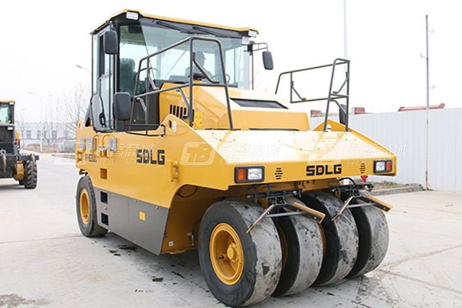山東臨工RP6300輪胎壓路機
